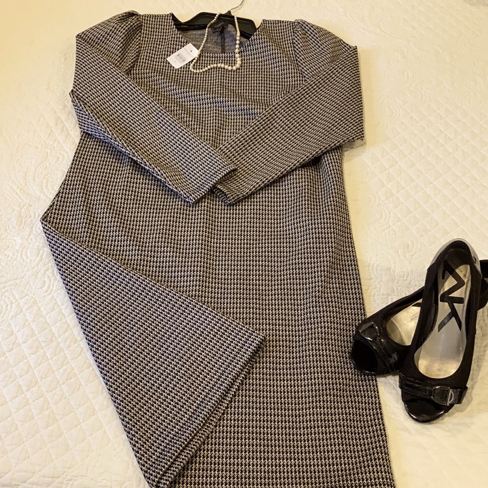 Ann Taylor Houndstooth pattern dress